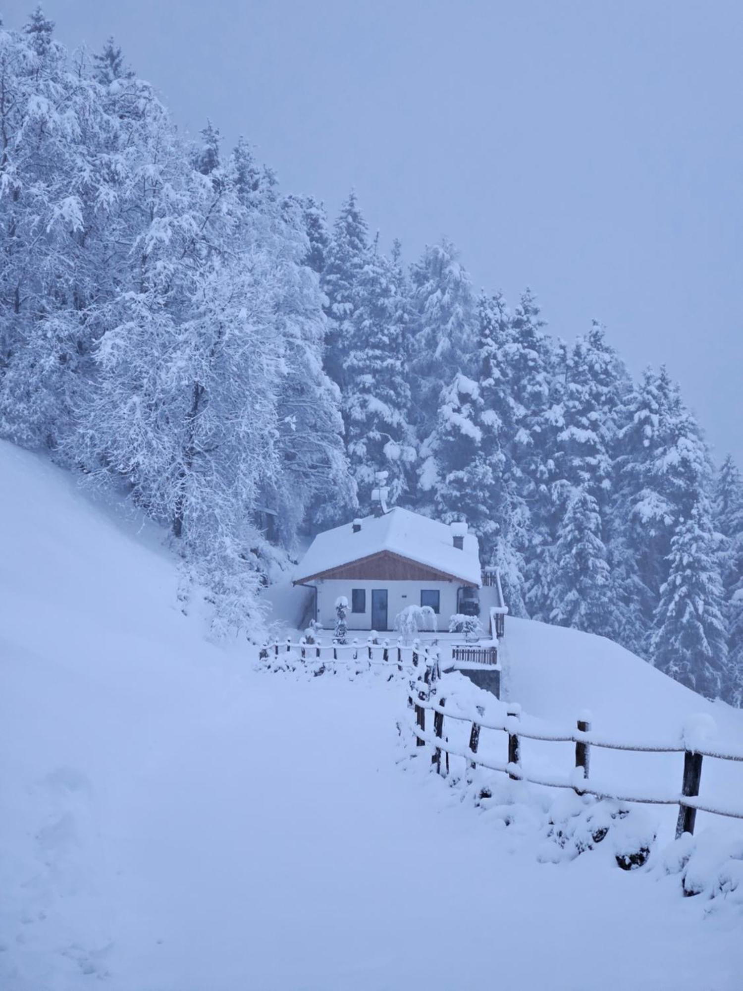 Alone In Chalet With View On Dolomites Villandro Exterior foto